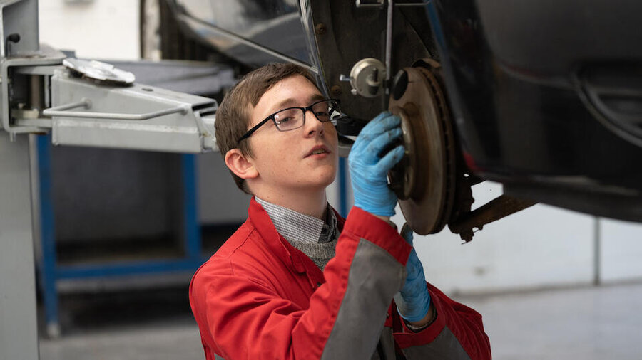 Remit Training - Level 2 Autocare Technician Apprenticeship