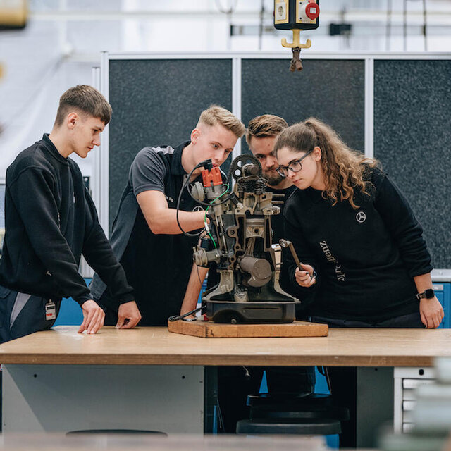 Remit Training - How to become a Vehicle Parts Operations Professional (Scotland)