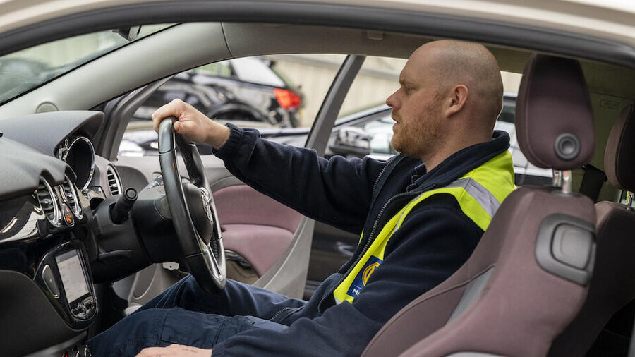 Remit Training - How to become an Electric Vehicle Technician