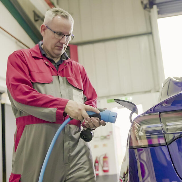 Remit Training - Electric Vehicle